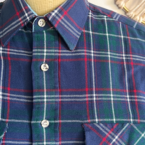 Van Heusen Plaid Button Up - Picture 4 of 5